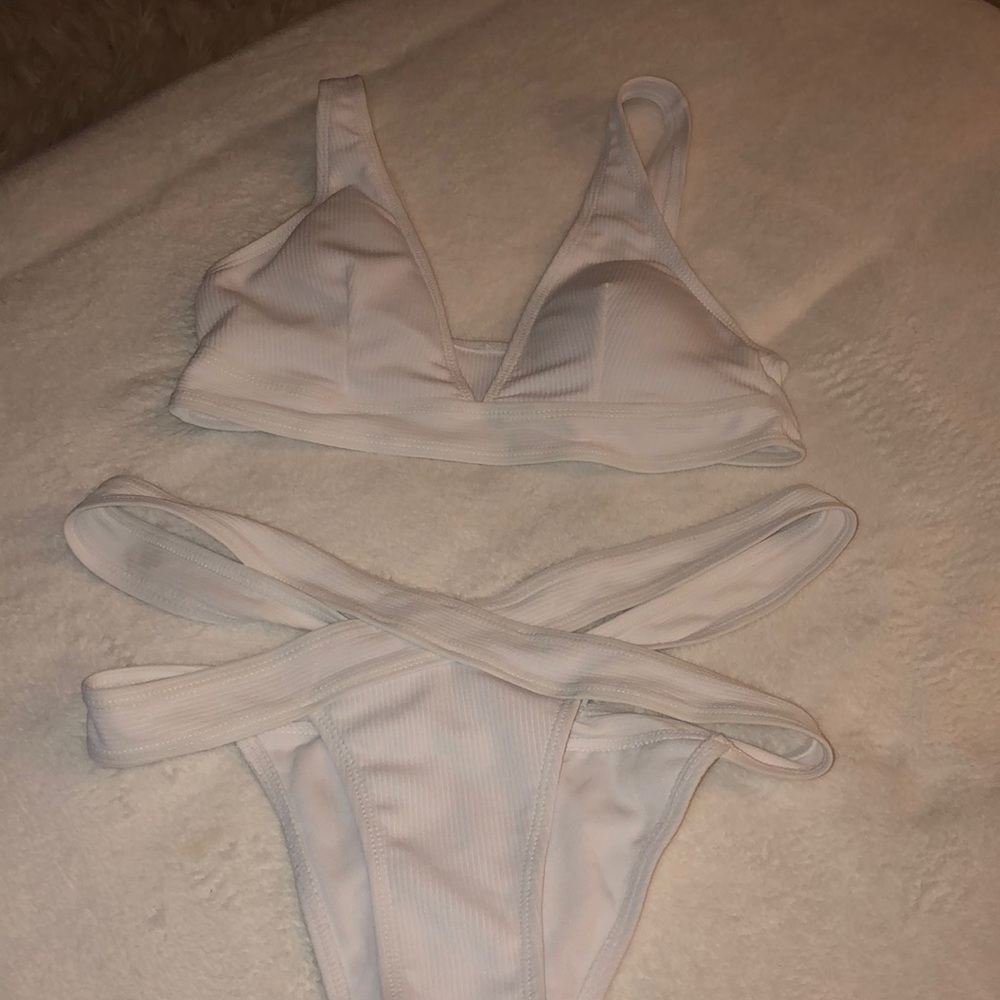 white strapped zaful bikini